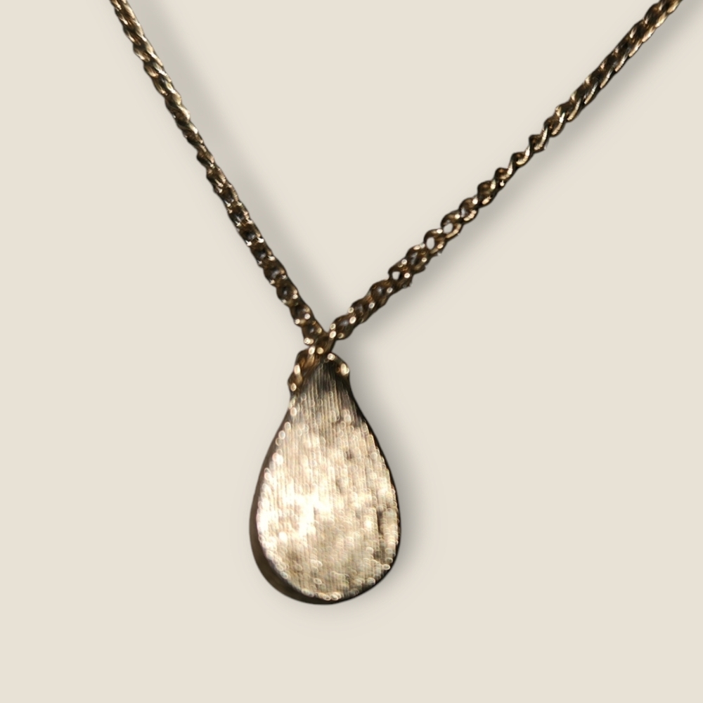 Vintage Avon Green Teardrop Necklace - Picture 5 of 5